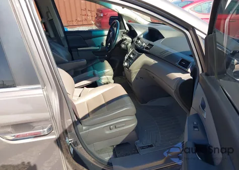 2011 Honda Odyssey Exl z USA, uszkodzony, nr VIN 5FNRL5H63BB092536